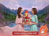 GIỎ QUÀ TẾT CỦA HAI CÔ GÁI XINH ĐẸP