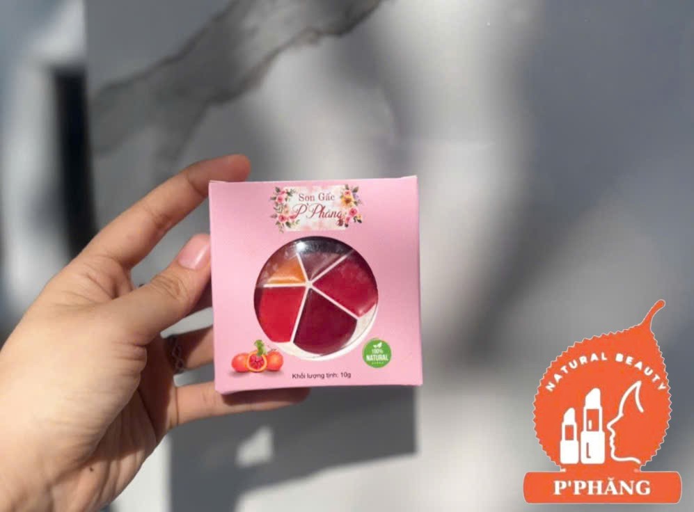 HỘP SON 5 MÀU CÓ CỌ KIẾNG - VẺ ĐẸP ĐA SẮC TỪ NỮ HOÀNG GẤC